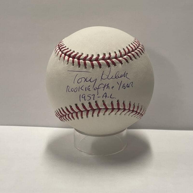Официјалниот бејзбол на Тони Кубек со еден потпишан и испишан бејзбол. Автоматско PSA 9,5 - Автограмирани бејзбол