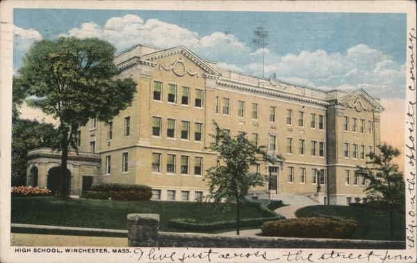 Средно училиште Винчестер, Масачусетс м -р оригинална античка разгледница 1918 година