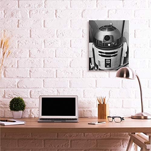 Sumn Industries Science Fiction Robot Robot Icon црно -бела фотографија, дизајнирана од Nuce Nshuti Canvas Wall Art, 24 x 30
