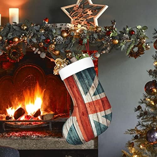 Аугенски Божиќни чорапи Англија знаме стари дрвени двострани камин што виси чорапи