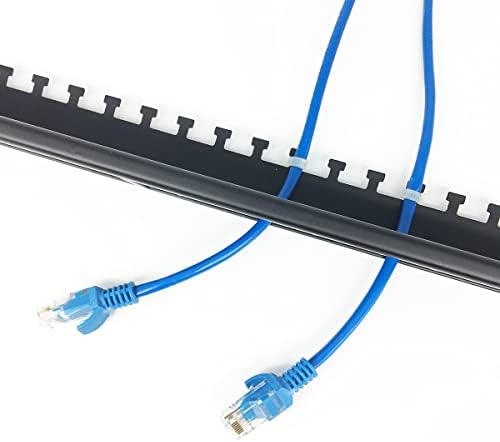 Панел за управување со кабел за управување со кабел 1U со уредни слотови за четки за внесување на кабел во решетката или кабинетот од