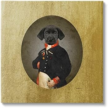 Смешно црно куче Смешно црно куче облечено во портрет на гроздобер адмирал, дизајн од Аманда Гринвуд
