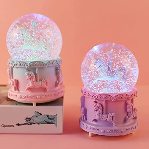 Ротирајте ја рингишпил музичката кутија Кристална топка снег глобус снегулки музичка кутија домашна декорација LED светло кристална