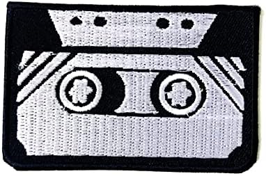 Касета со касета ретро музика црна црна цртана шипка железо на везена апликација знак знак за лепенка облека костум