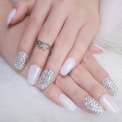Yivaiks 24 парчиња бел печат на ноктите средни лажни нокти со лепак за нокти, сјајно стапче на нокти за жени, сјај 3D Rhinestone