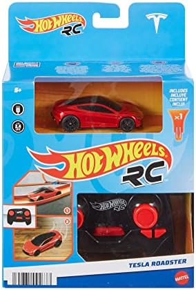 Hotешки тркала RC Tesla Roadster во 1:64 скала, далечински управувачки играчки автомобил со контролер и адаптер за песни, работи на & надвор