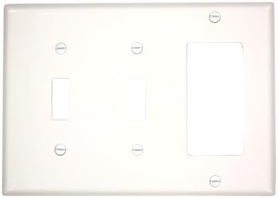 Leviton 80745-W 3-Gang 2-Toggle 1-Decora/GFCI комбинација на уреди, стандардна големина, бела