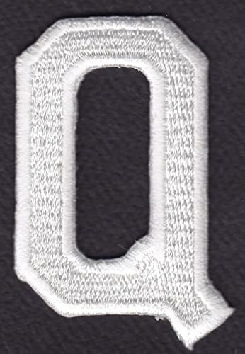 Букви - бела блок буква „П“ - железо на везена лепенка за апликација