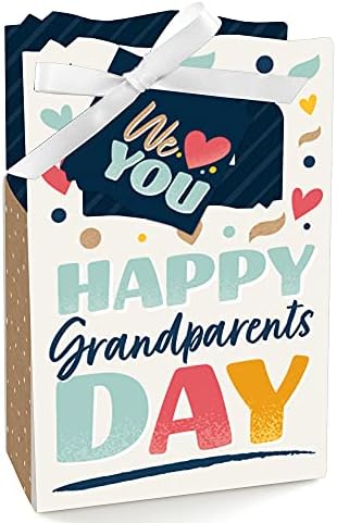 Голема точка на среќата Среќен ден на бабите и дедовците - кутии за фаворизирање на баба и дедо - сет од 12