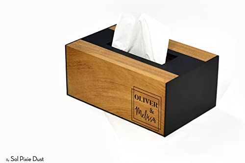 Корица за кутии за ткиво - правоаголен држач - Дрвена кутија - Персонализиран подарок - Имиња за двојки - Подарок за годишнина - Подарок