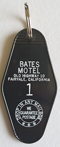 Бејтс Мотел Инспириран Клучна Ознака во Црно-Бела Соба 1
