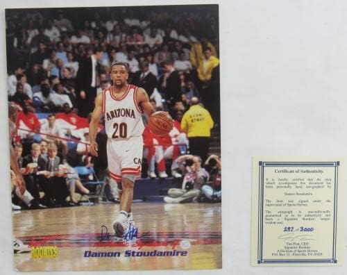 Дејмон Студамир потпиша автограм за автограм 1995 година Дебитанти 8x10 Кошарка Калифорнија - Автограмирани НБА фотографии