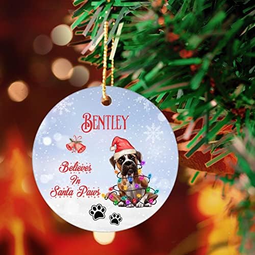 Верува во Дедо Мраз Прилагодено име на кучиња Керамика Божиќна украс, кучиња, приврзоци за кучиња, украси за дрво, спомен за сеќавање