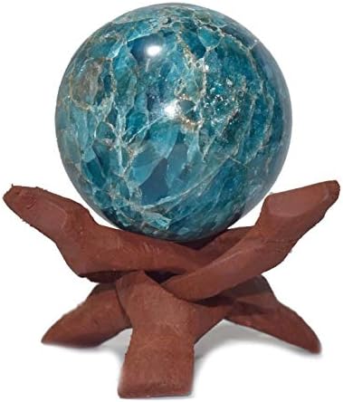Исцелување4U сфера сина големина на апатит 2,5-3 инчи и една дрвена топка стојат природна кристална топка сфера Васту Реики Чакра заздравување