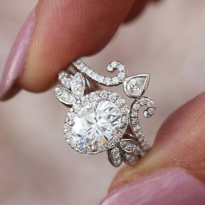 2023 година со целосен дијамантски прстен во облик на овална форма за жени прстени за ангажман накит подароци скелет срцев прстен
