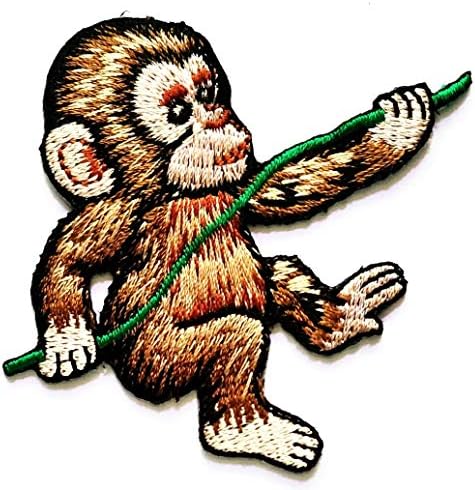 Закрпи за нипитхоп симпатична убава бебе искачување на мајмуни за животински зоолошка градина, диво дрво цртан филм дете бебе